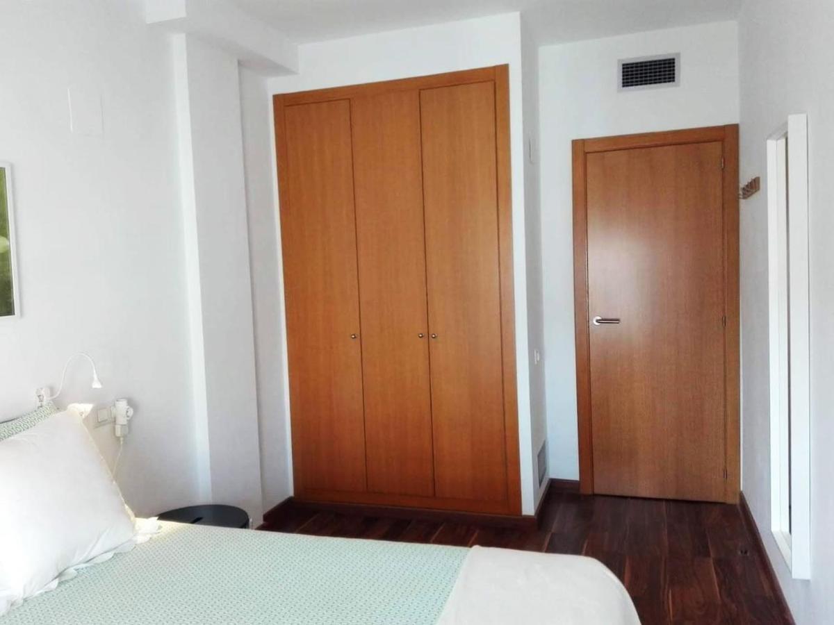 Comfortable Apartment With Airco - Isaola Oliva Exterior foto
